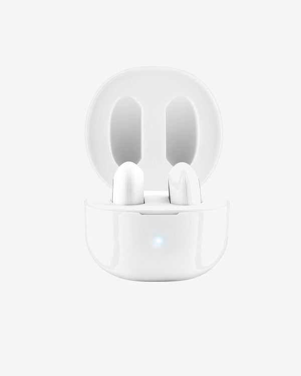 CELLADEEP Anti-Aging Wrinkle Solution Device, two pods in an open charging case